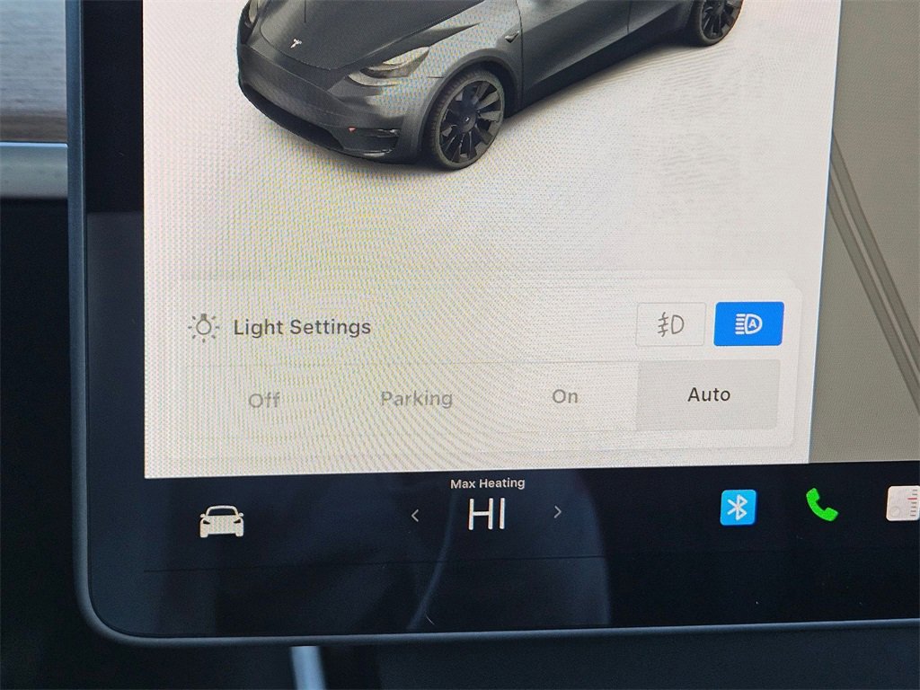 Used 2020 Tesla Model Y Long Range image 13