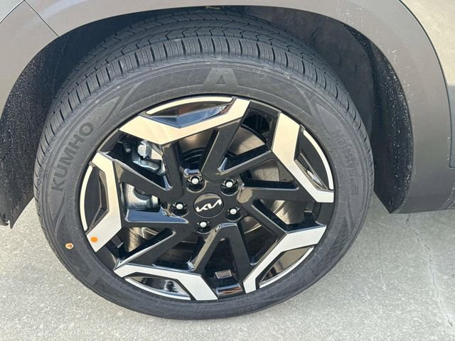 New 2026 Kia Seltos SX image 4