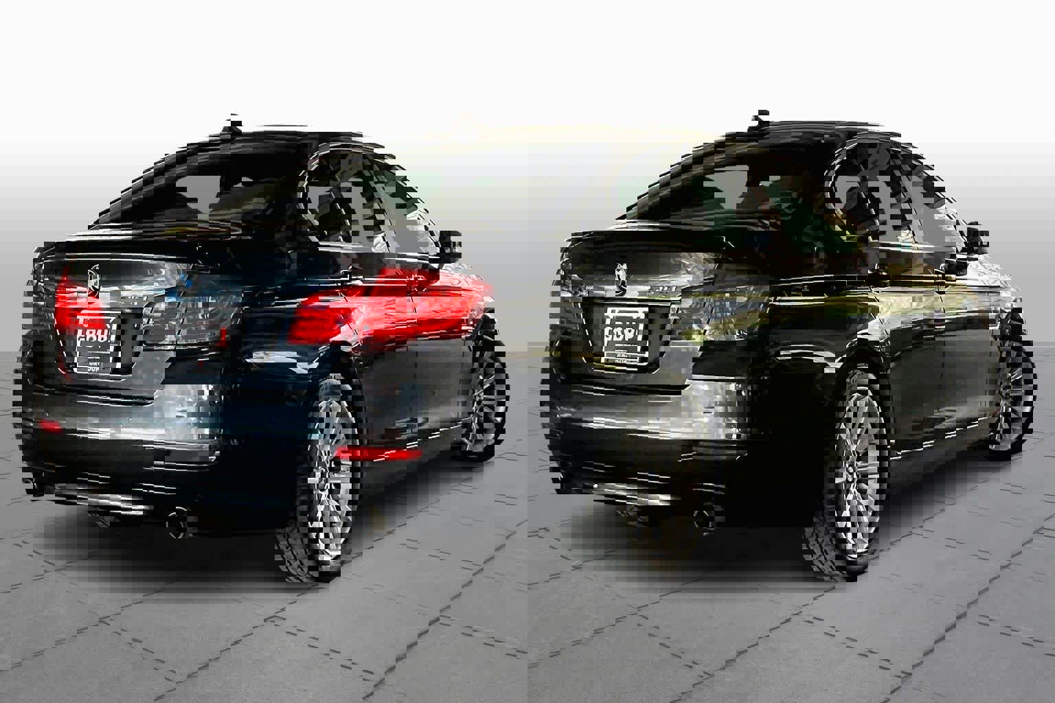 Used 2014 BMW 535i xDrive Sedan image 12