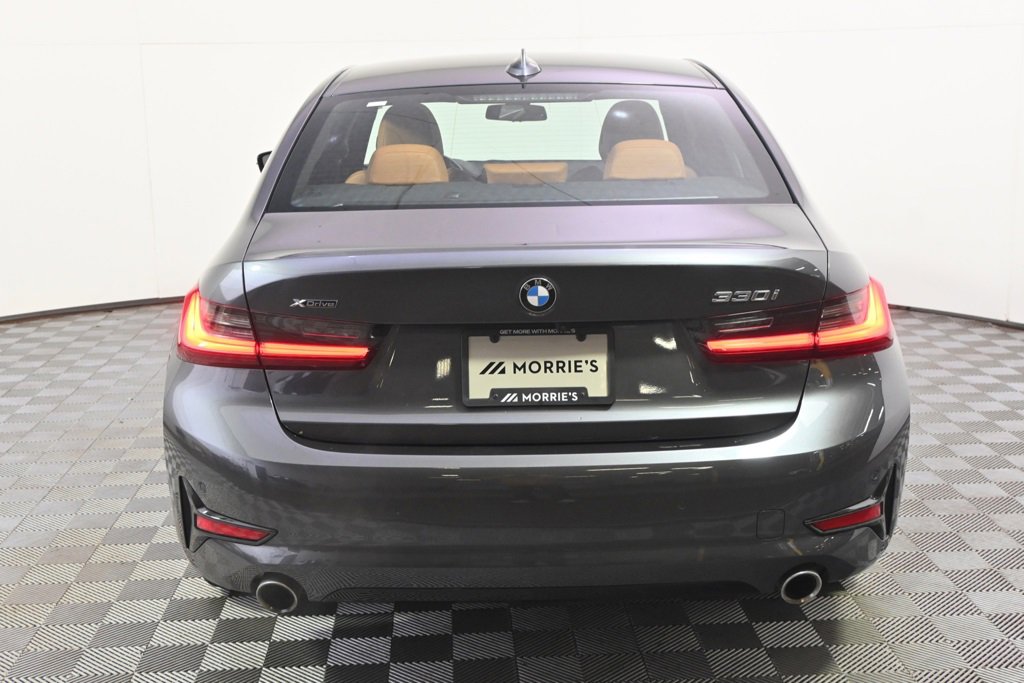 Used 2022 BMW 330i xDrive Sedan w/ Driving Assistance Package image 5
