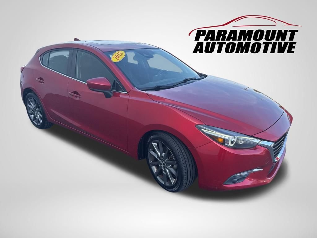 Used 2018 MAZDA MAZDA3 Grand Touring w/ Premium Equipment Package FWD image 3