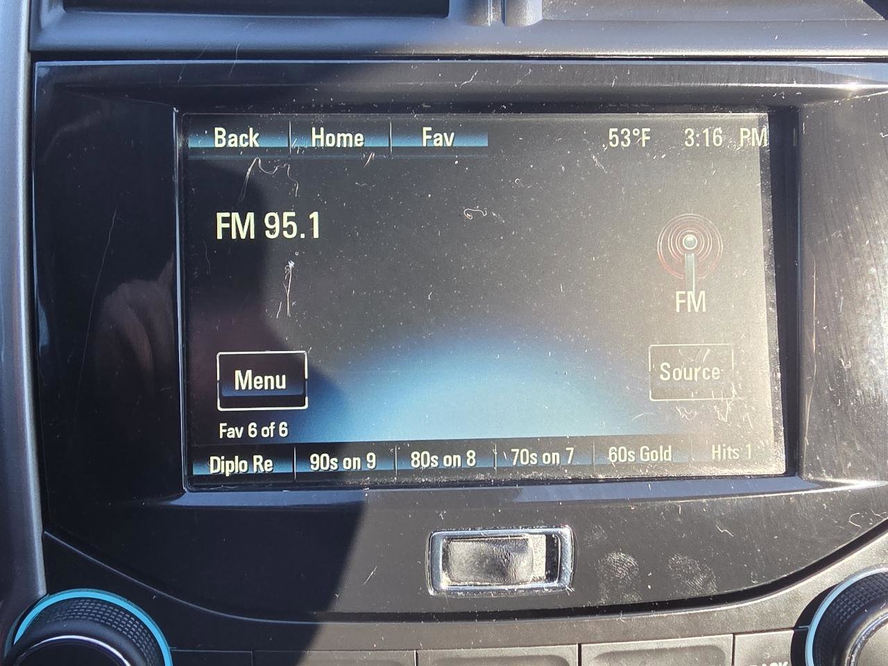 Used 2015 Chevrolet Malibu LT FWD image 17