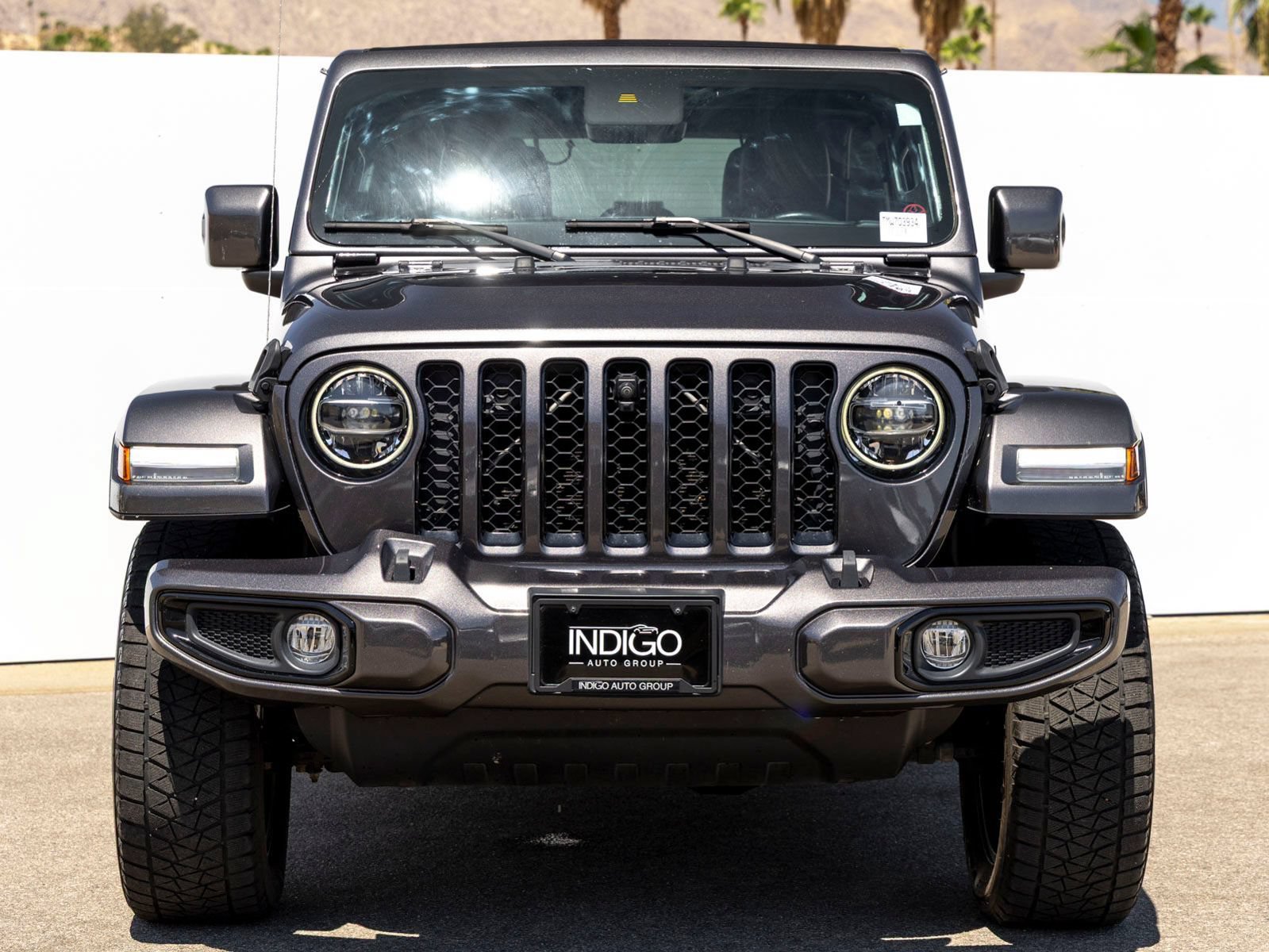 Used 2021 Jeep Wrangler Unlimited Sahara AWD/4WD video 3