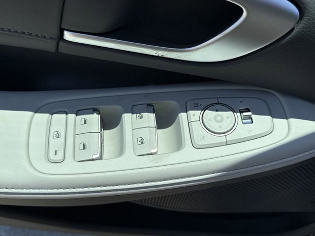 New 2025 Hyundai Sonata Limited FWD image 10