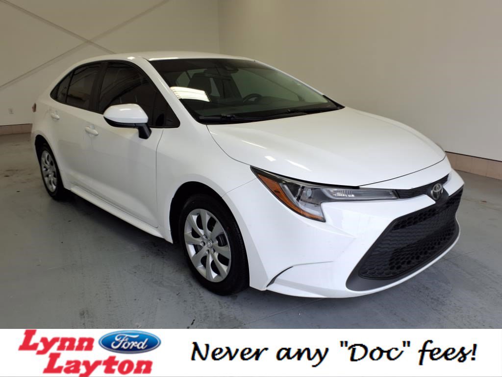 Used 2022 Toyota Corolla LE image 1