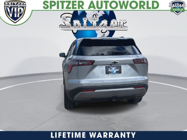 New 2027 Chevrolet Equinox LT w/ Convenience Package II FWD image 7