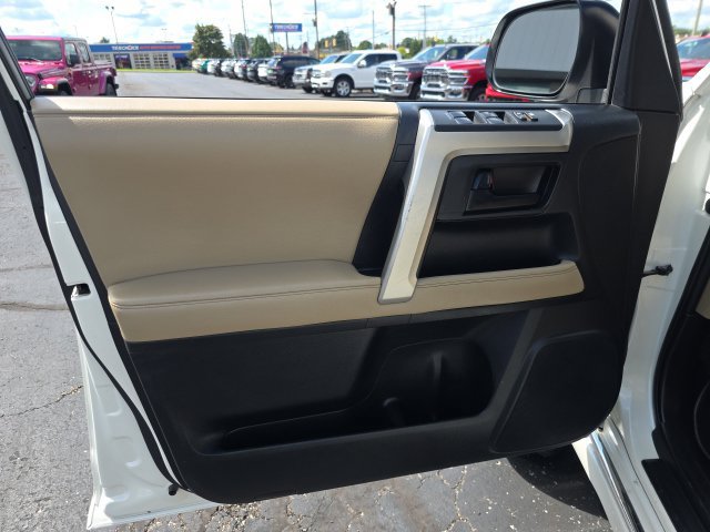 Used 2010 Toyota 4Runner SR5 RWD image 11
