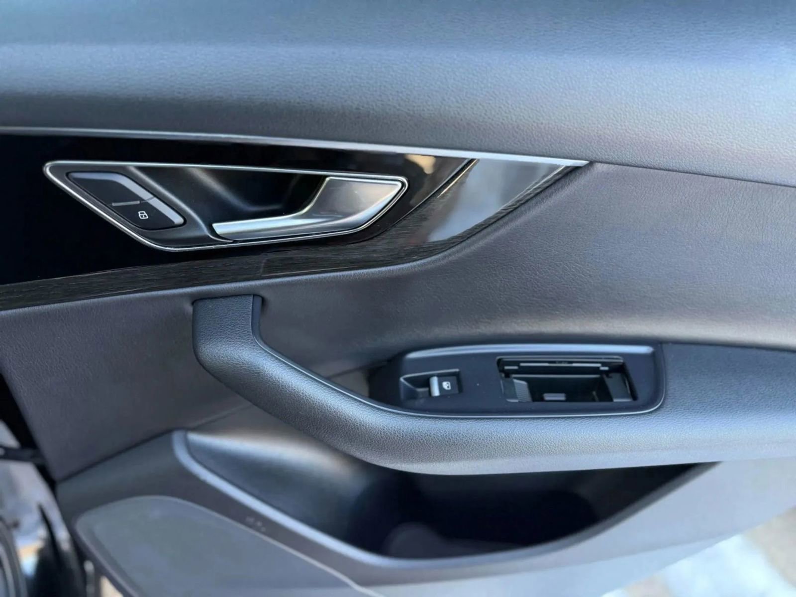 Used 2017 Audi Q7 2.0T Premium image 29