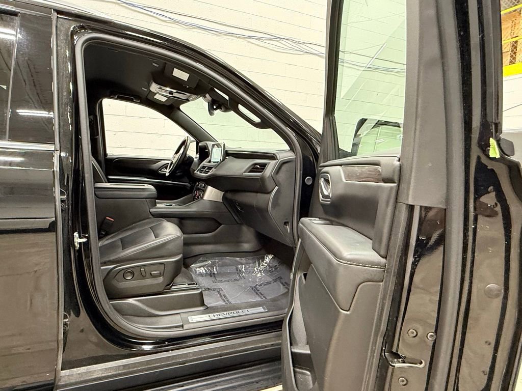 Used 2024 Chevrolet Tahoe LT image 40