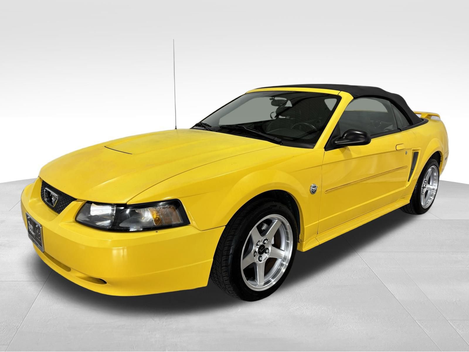 Used 2004 Ford Mustang Convertible