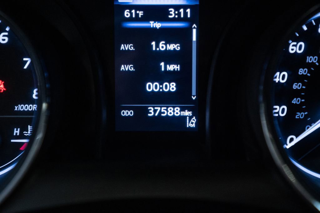 Used 2019 Toyota Camry LE FWD image 17