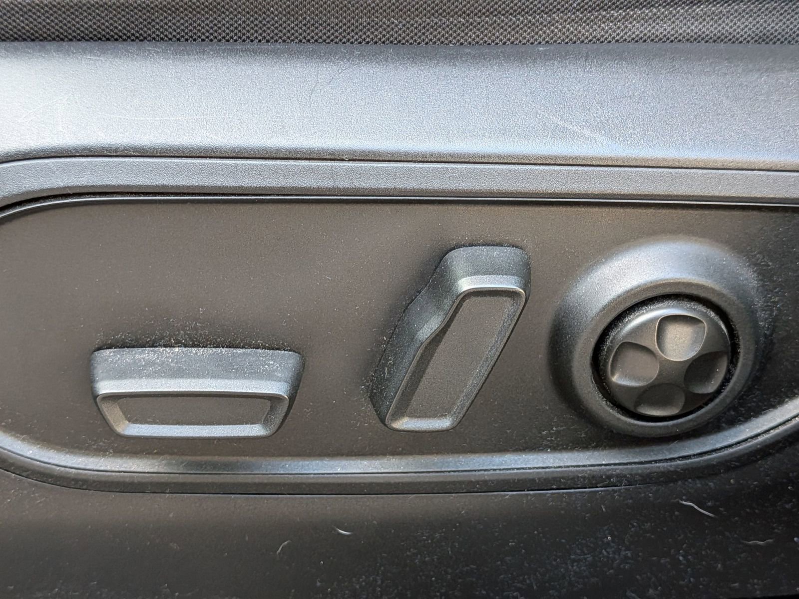 Used 2023 Jeep Grand Cherokee Trailhawk image 15