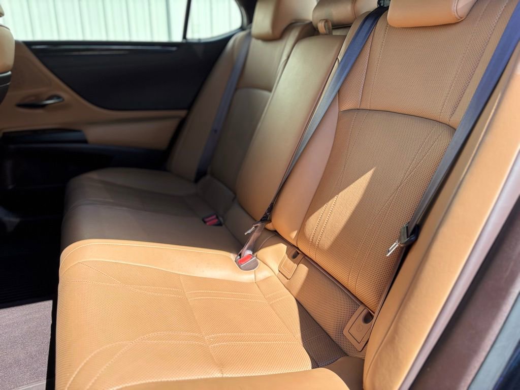 Used 2019 Lexus ES 350 Luxury w/ Accessory Package 2 FWD image 20