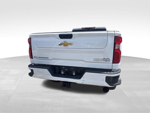 Used 2024 Chevrolet Silverado 3500 High Country w/ High Country Premium Package AWD/4WD image 8