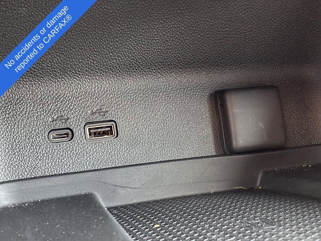 Used 2024 Chevrolet Traverse Z71 image 27