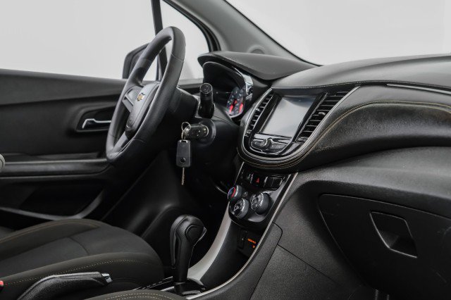 Used 2017 Chevrolet Trax LS image 20