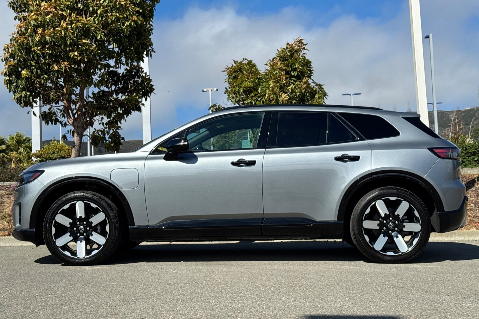 Certified 2024 Honda Prologue Elite image 2