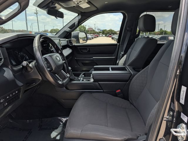 Used 2025 Toyota Tundra SR AWD/4WD image 25