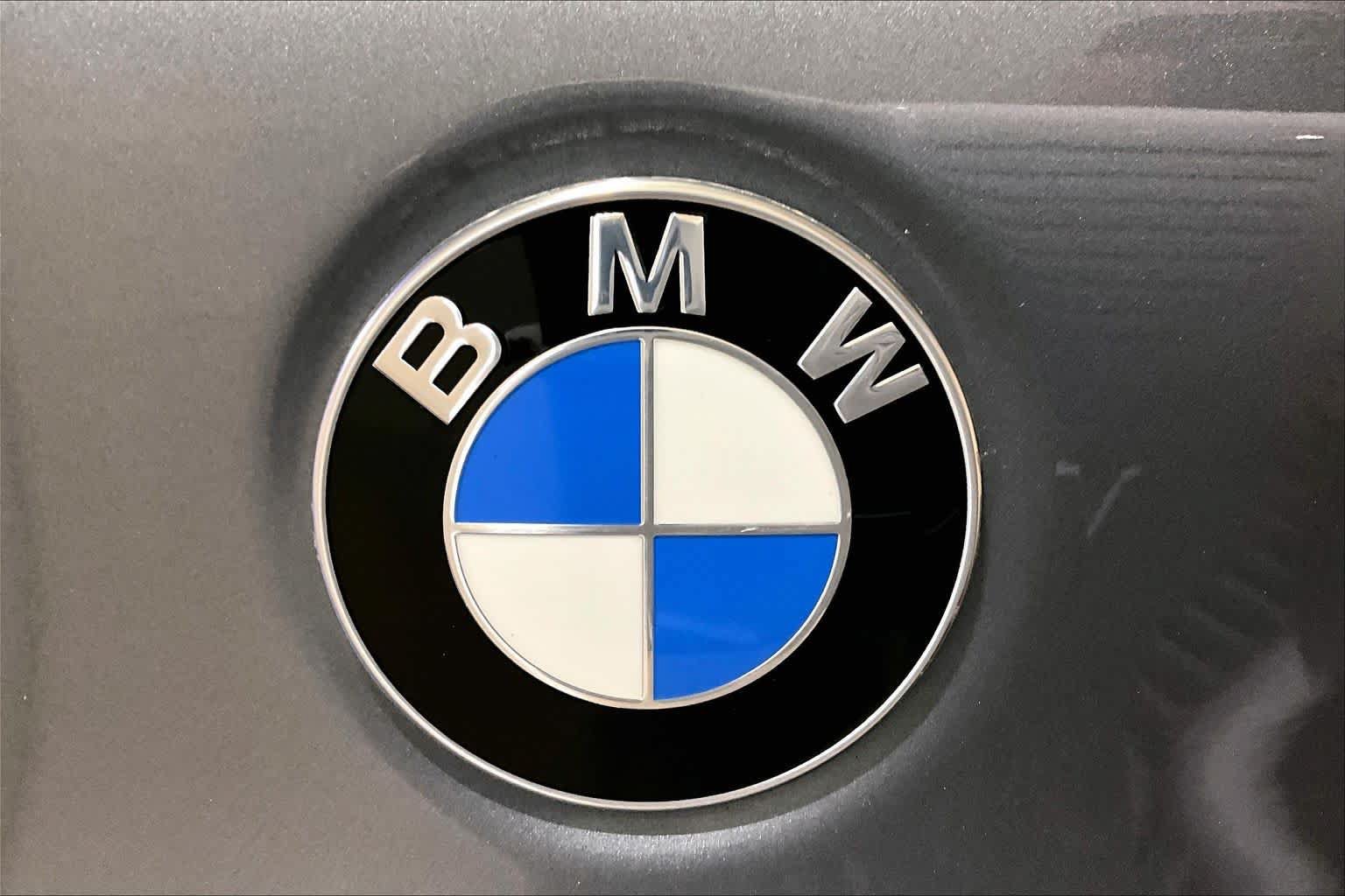 Used 2020 BMW 540i xDrive w/ Executive Package AWD/4WD image 32