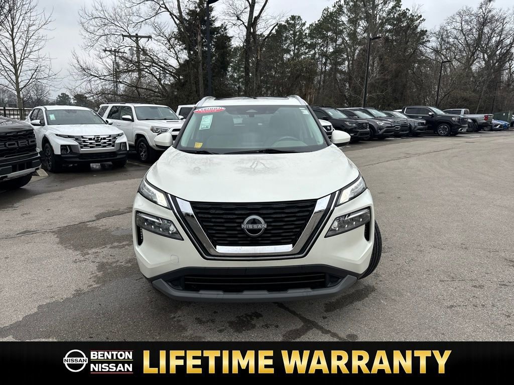 Certified 2023 Nissan Rogue SV w/ SV Premium B Package image 9