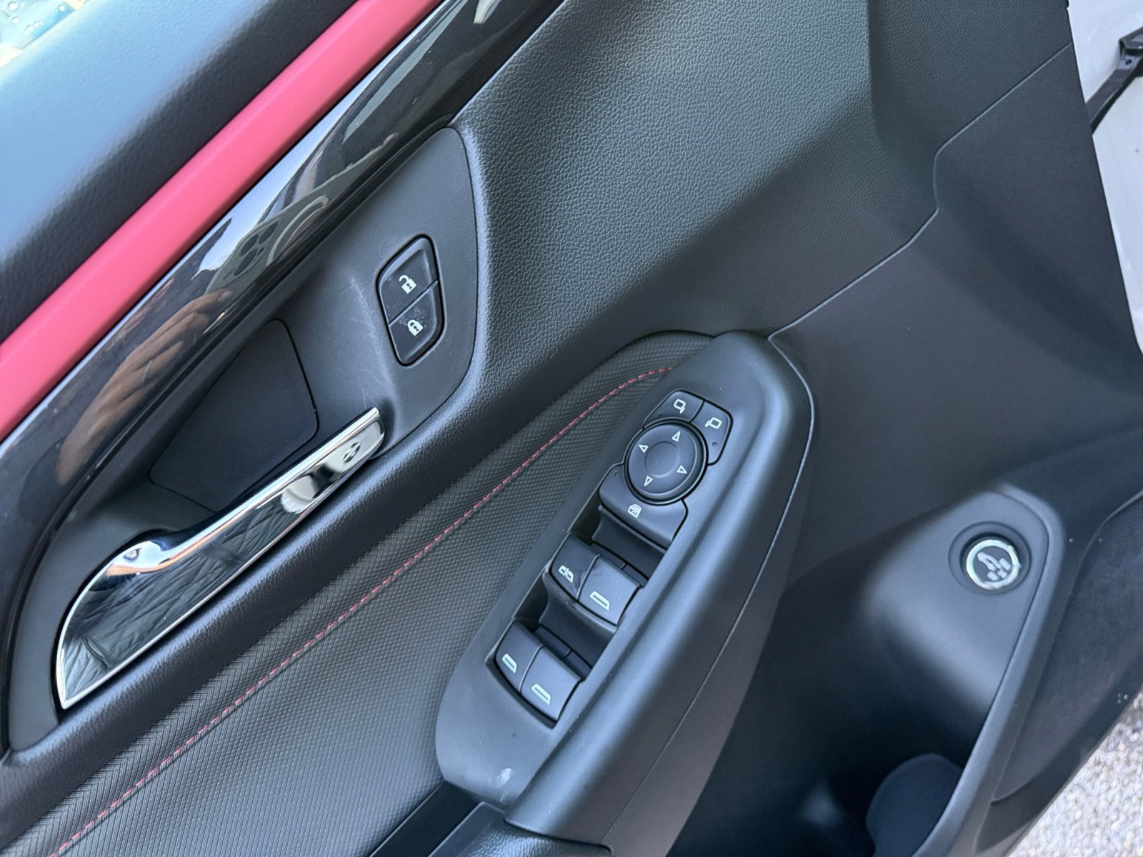 New 2026 Chevrolet TrailBlazer RS w/ Convenience Package image 17