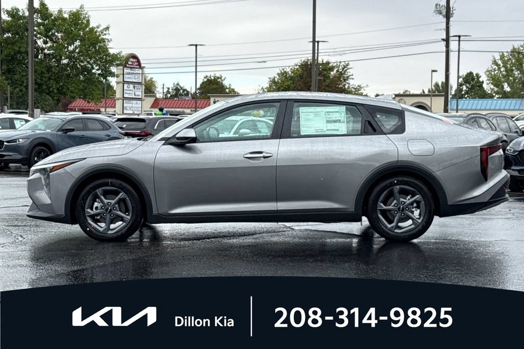 New 2026 Kia K4 FWD image 10