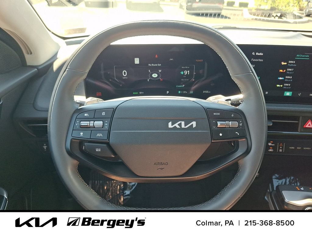 Certified 2025 Kia EV6 Light w/ Light LR Technology Package AWD/4WD image 22