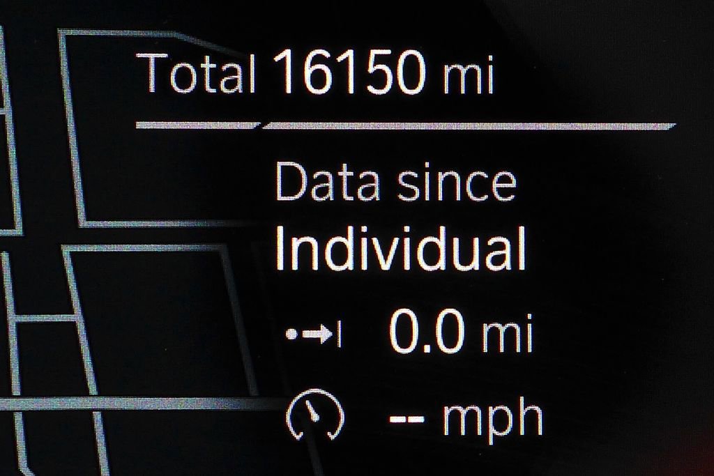 Used 2024 BMW X3 sDrive30i w/ M Sport Package image 32