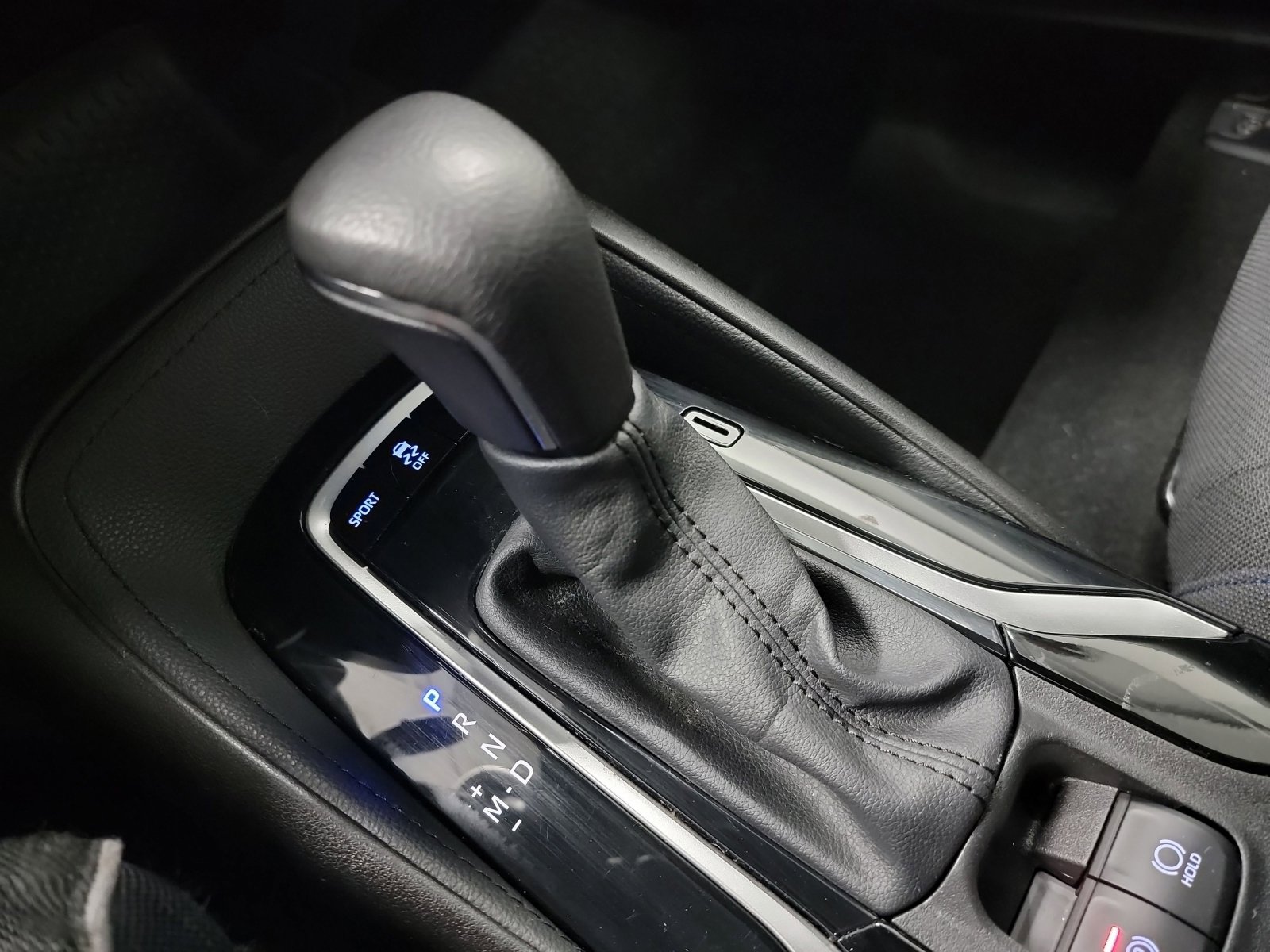 Used 2020 Toyota Corolla SE FWD image 26