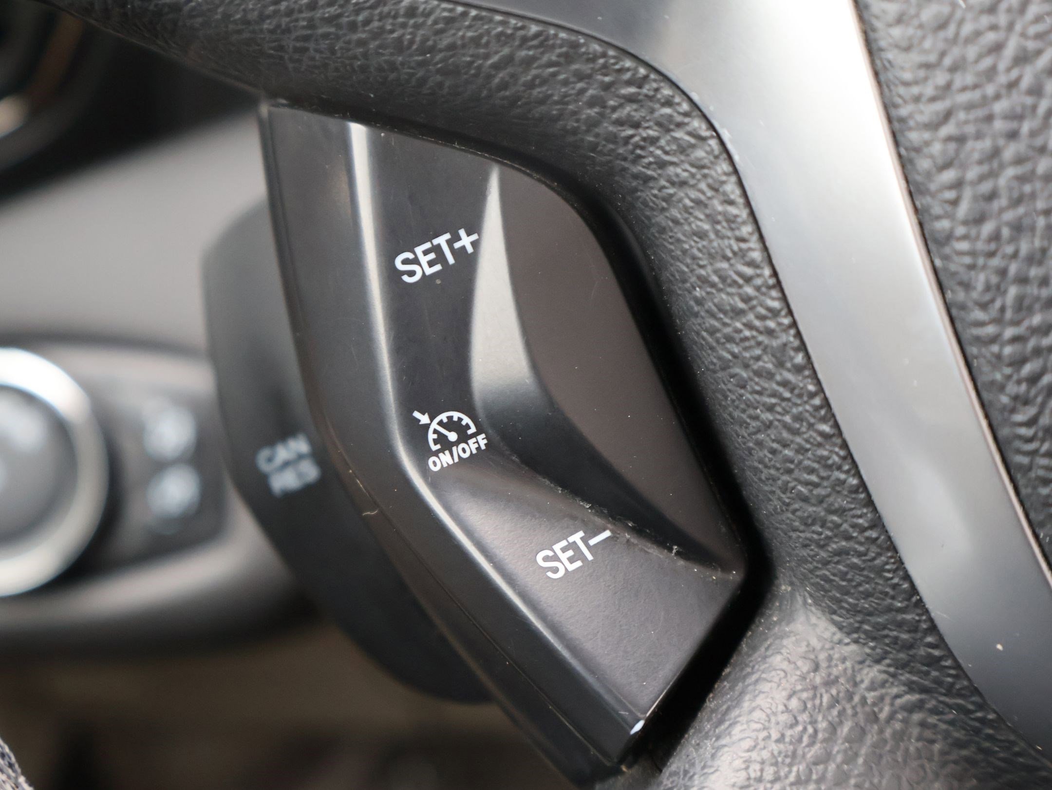 Used 2014 Ford Escape Titanium w/ Equipment Group 401A image 16