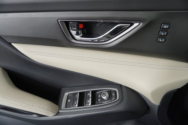 New 2025 Subaru Ascent Limited image 10