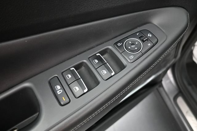 Used 2023 Hyundai Santa Fe Limited AWD/4WD image 16