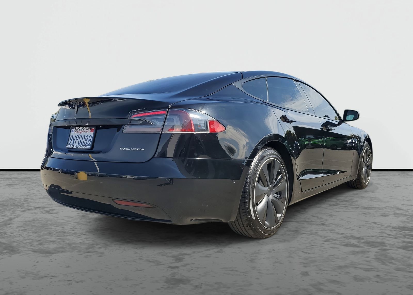 Used 2021 Tesla Model S Long Range Plus image 4