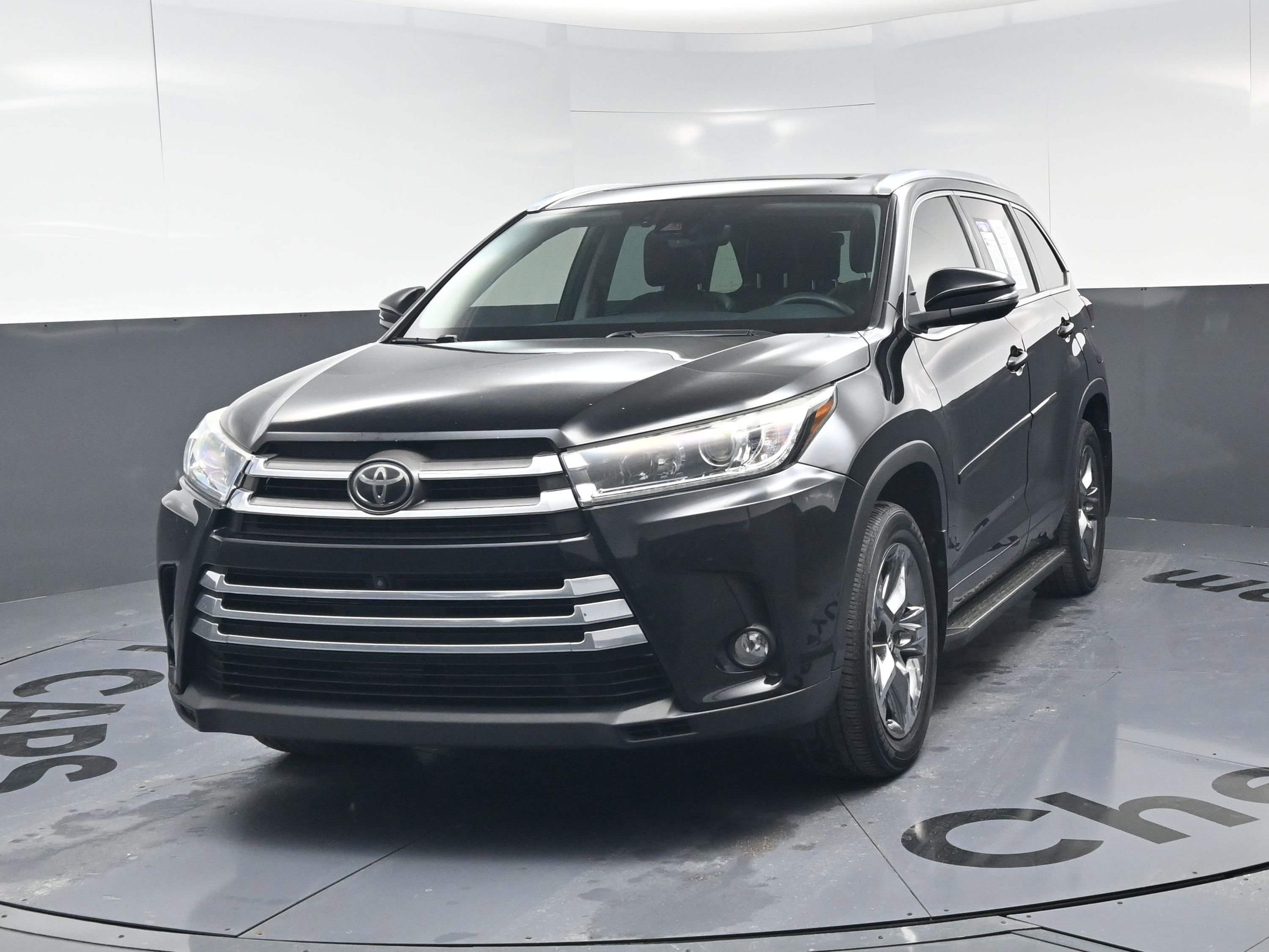 Used 2018 Toyota Highlander Limited Platinum w/ Protection Package #3 image 11
