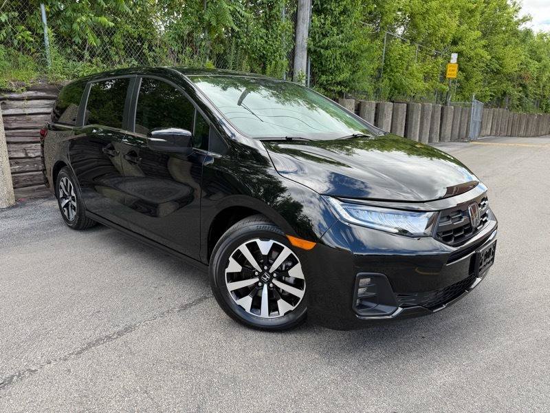 Used 2025 Honda Odyssey EX-L image 4