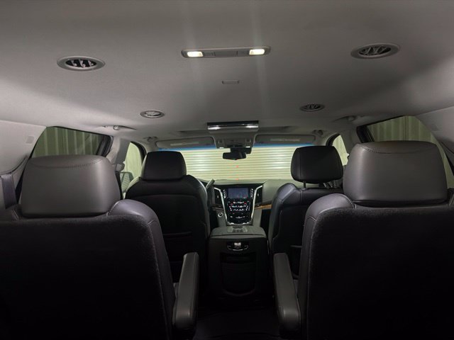 Used 2017 Cadillac Escalade Premium Luxury RWD image 30