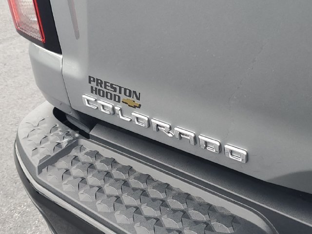 Used 2026 Chevrolet Colorado Z71 w/ Technology Package AWD/4WD image 9