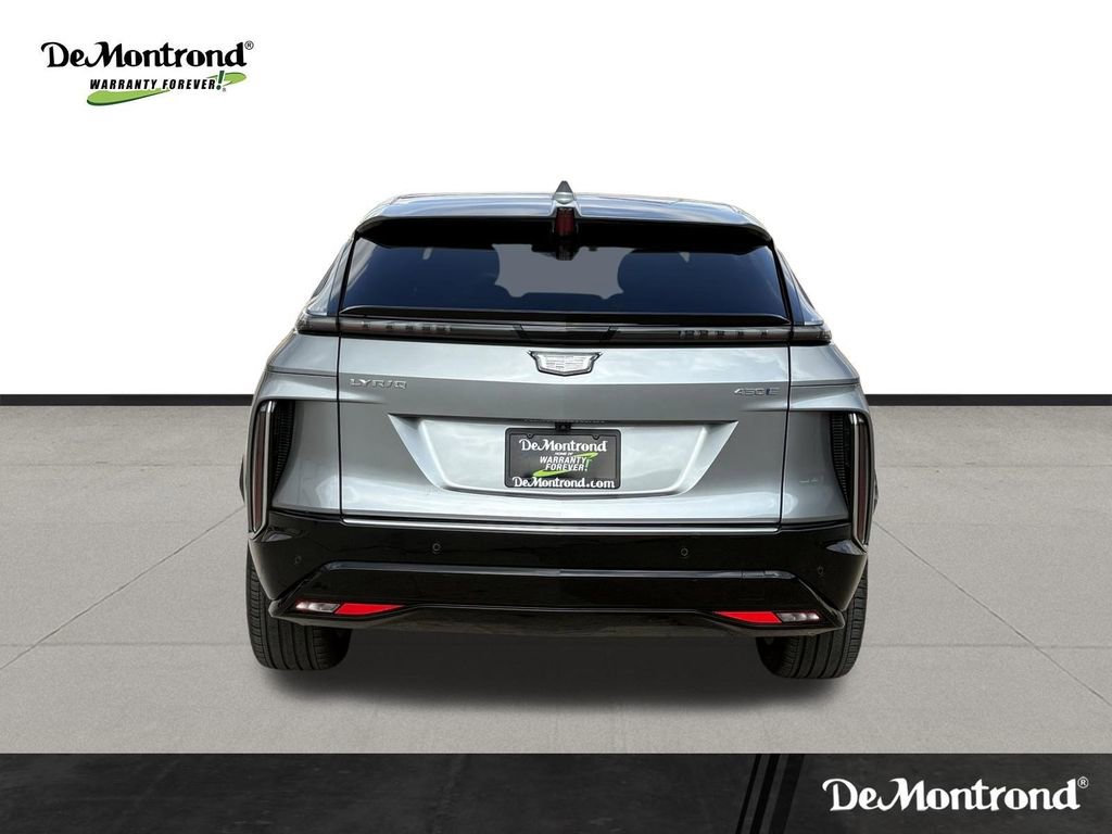 Used 2024 Cadillac Lyriq Luxury RWD image 6