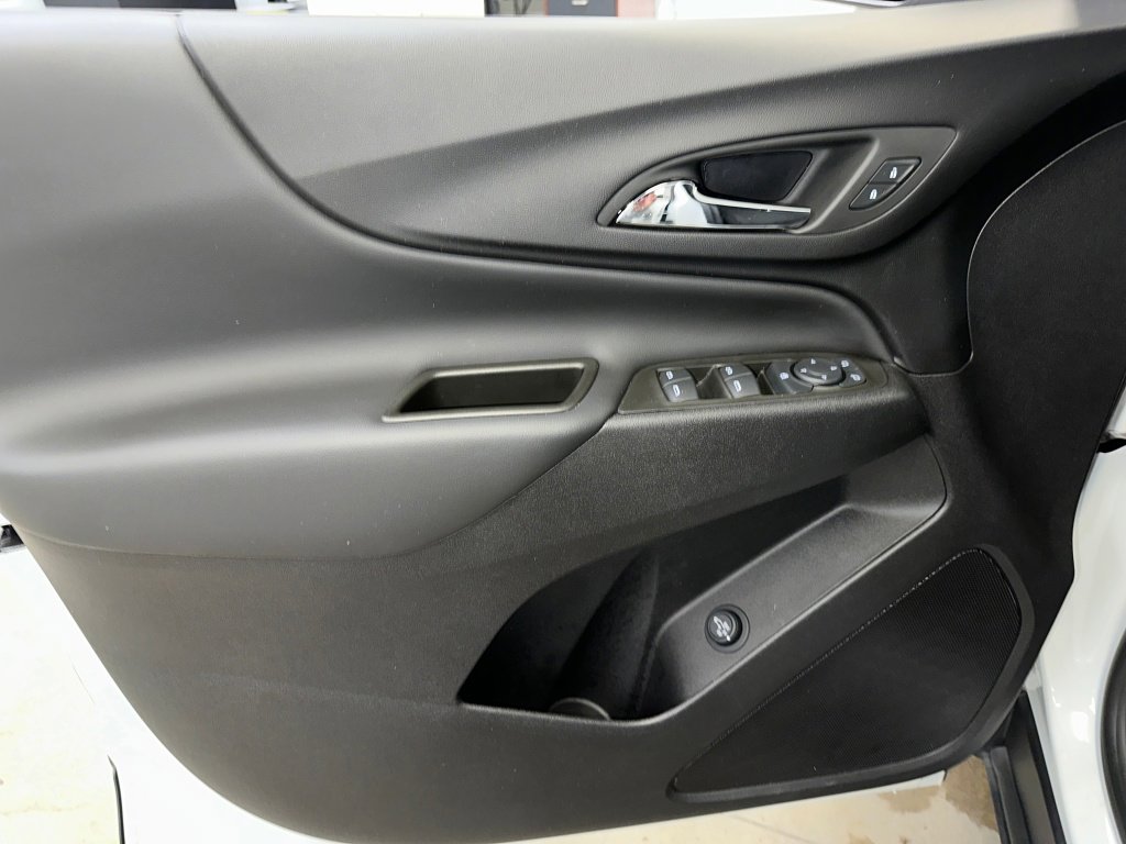 Certified 2024 Chevrolet Equinox LT image 4