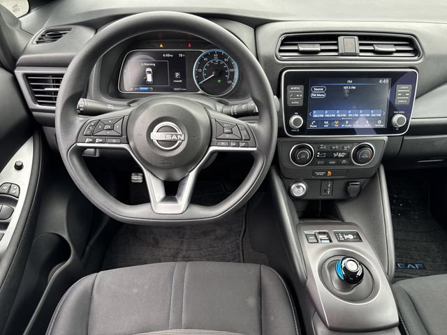 Used 2025 Nissan Leaf S FWD image 17