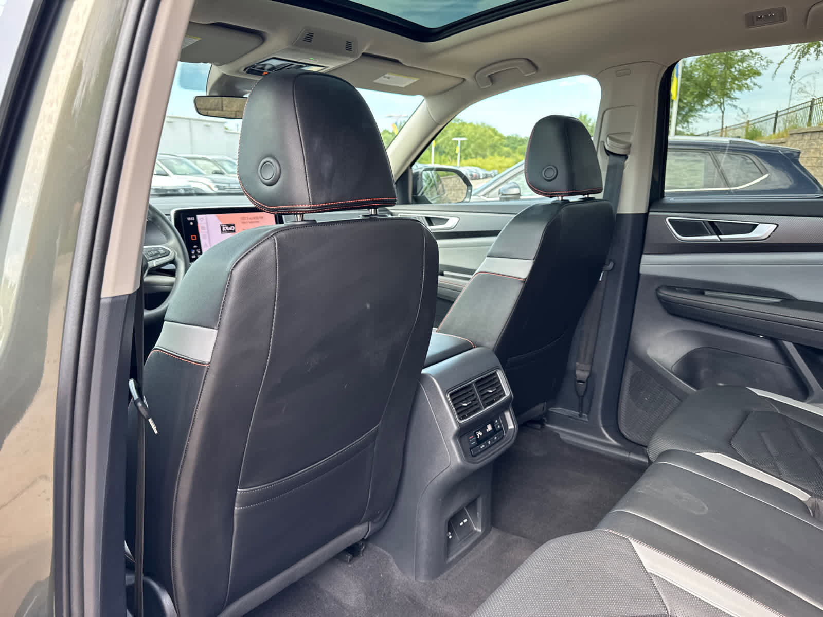 Certified 2024 Volkswagen Atlas Peak Edition SE image 16