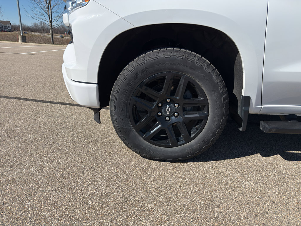 Used 2024 Chevrolet Silverado 1500 RST w/ Z71 Off-Road Package image 10