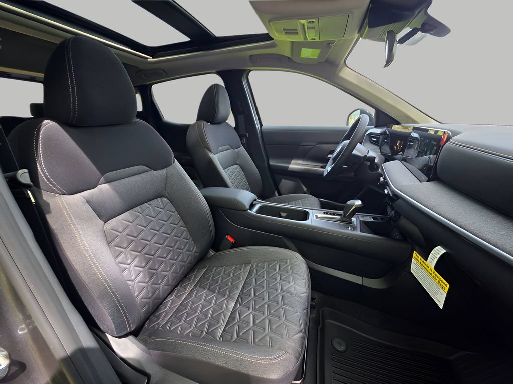 New 2026 Nissan Kicks SV w/ SV Premium Package FWD image 9