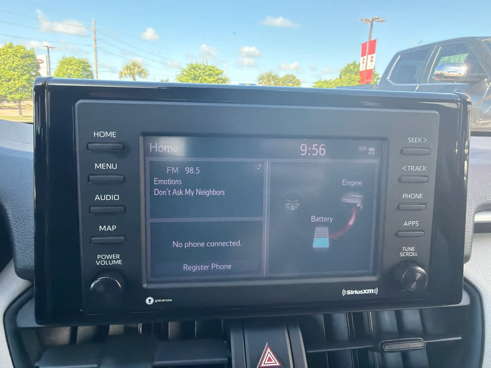 Used 2020 Toyota RAV4 XLE w/ Convenience Package image 13