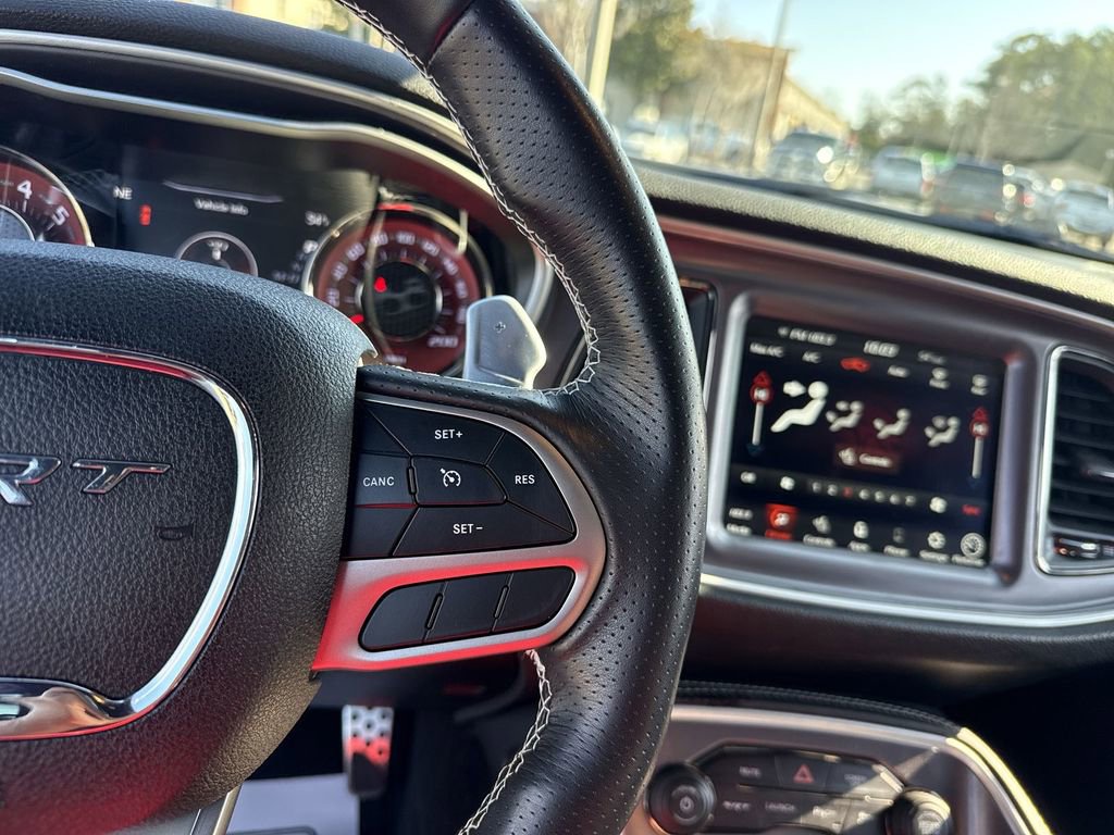 Used 2020 Dodge Challenger SRT Hellcat image 14