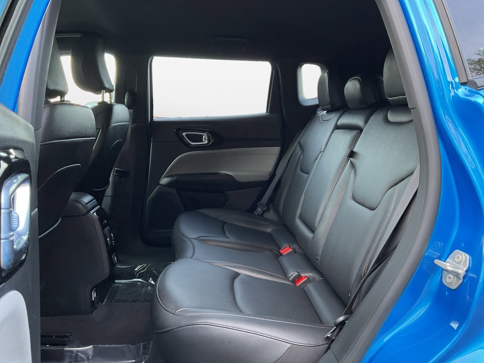 Used 2024 Jeep Compass Limited image 13