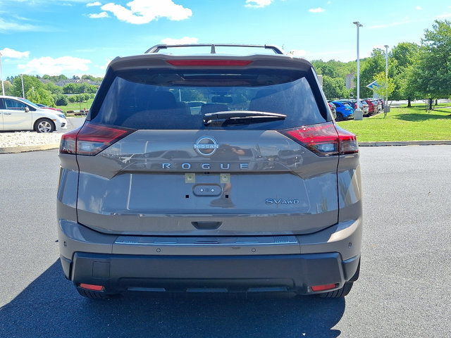 Used 2024 Nissan Rogue SV w/ SV Premium Package AWD/4WD image 5