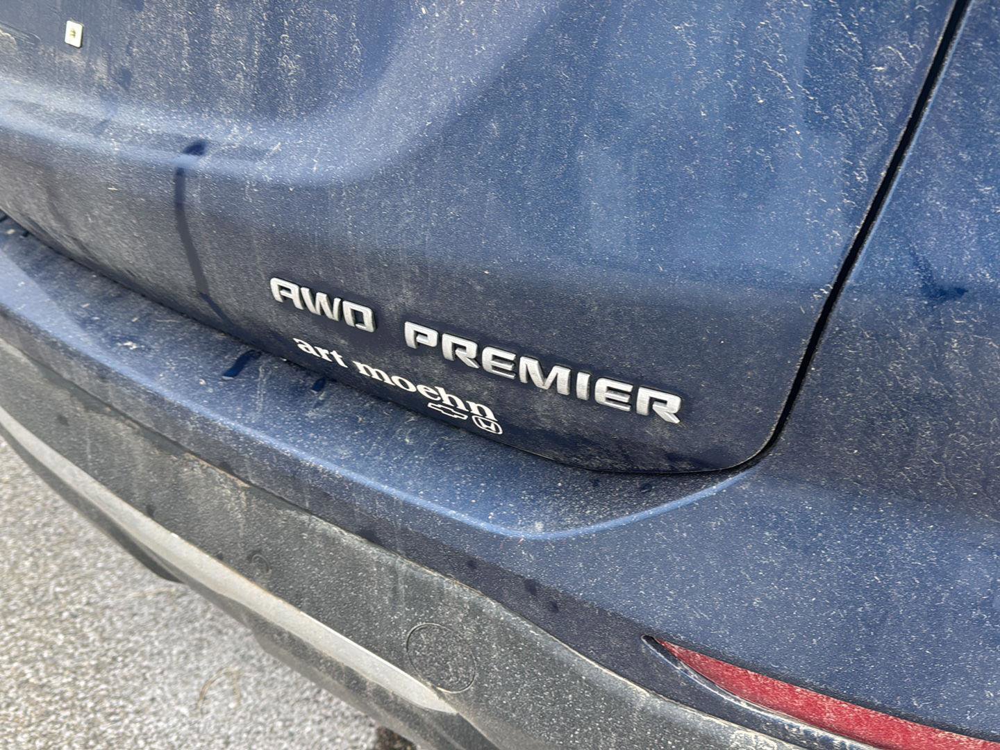 Used 2023 Chevrolet Equinox Premier image 5