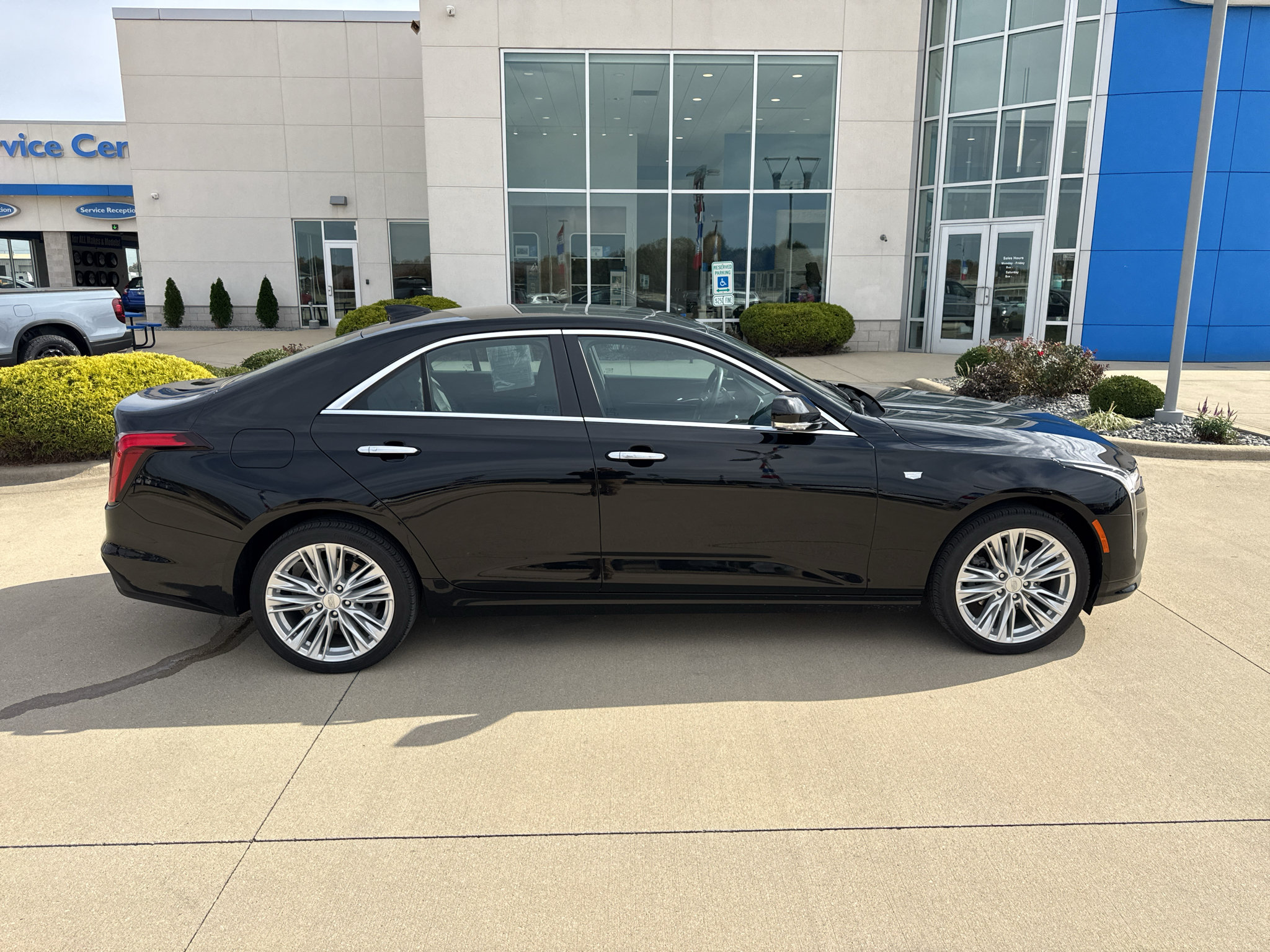 Used 2025 Cadillac CT4 Premium Luxury AWD/4WD image 4