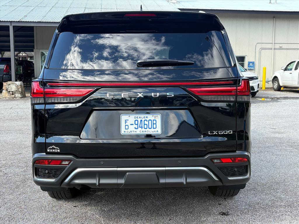 Used 2024 Lexus LX 600 F Sport AWD/4WD image 6